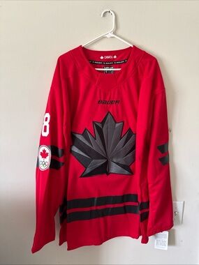 Men’s Bauer Cale Makar #8 Team Canada 2026 Winter Olympics Jersey Sz XL - RARE